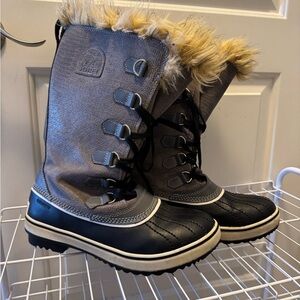 Sorel Black and Gray Fur-Trimmed Boots